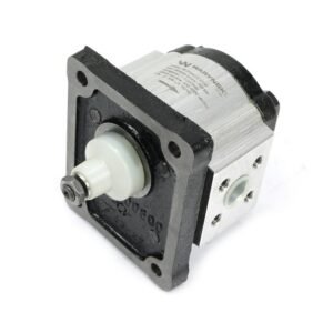 Pompa hydrauliczna zębata 1.5cm3 (grupa 1 - typ europejski) wałek 1:8 przyłącza gwintowane (obroty prawe) max.260 bar Waryński [W-PHAG1E015P]